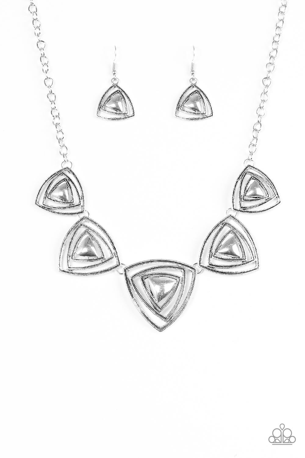 The Lion QUEEN Silver Necklace