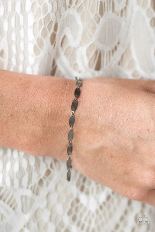 Make A FLASH Black Necklace/Flash Fire Black Bracelet