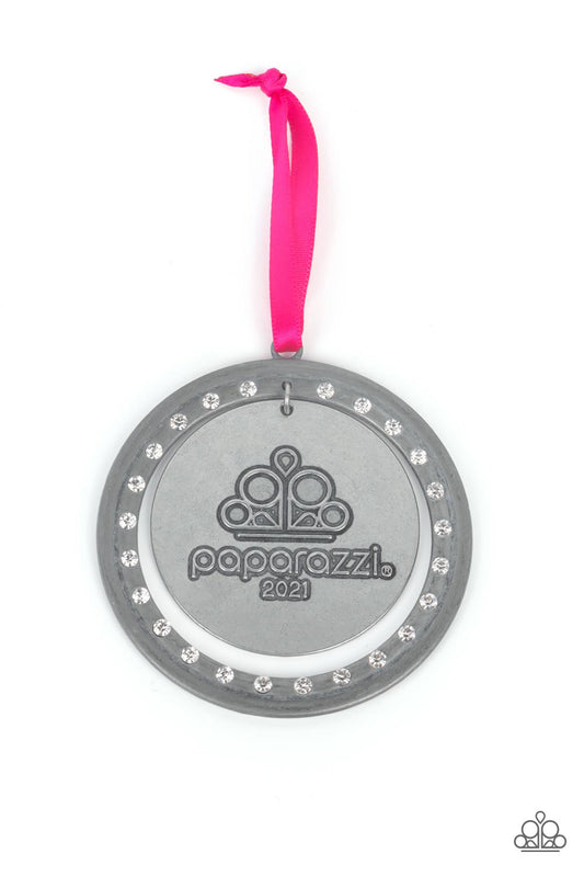 Paparazzi Christmas Ornament - 2021