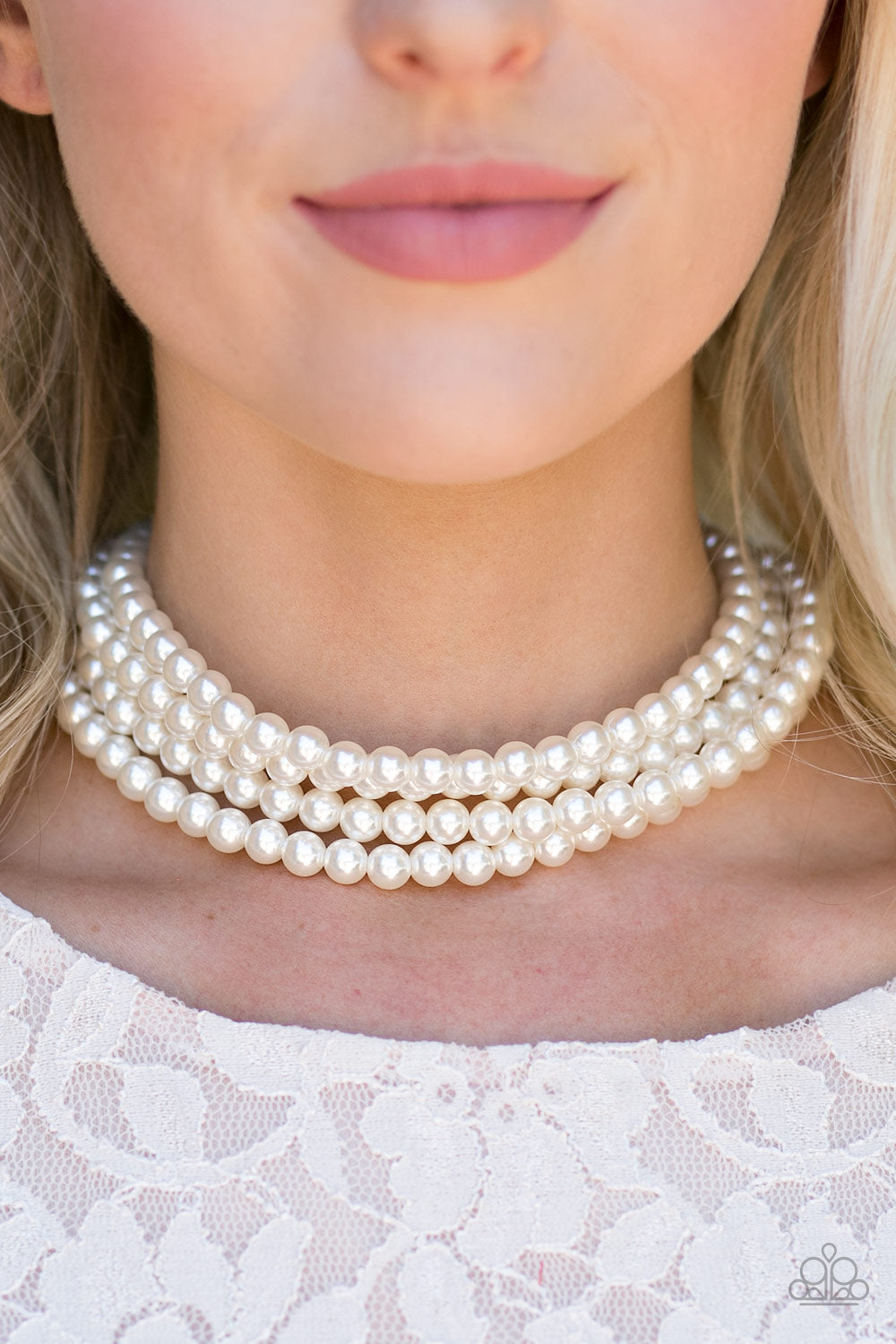 Paparazzi Vintage Romance White Choker Necklace