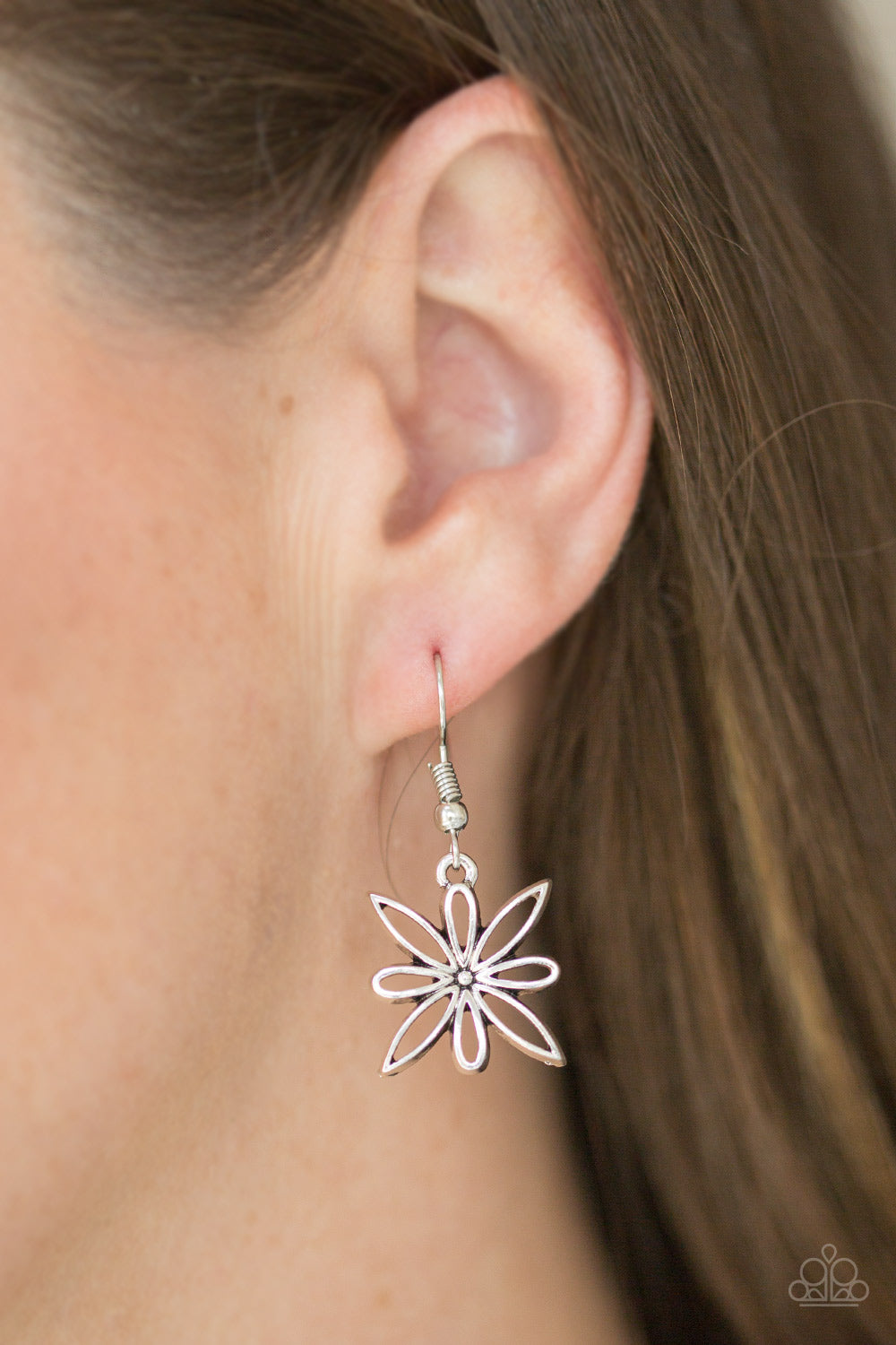 Decked Out In Daisies White Necklace