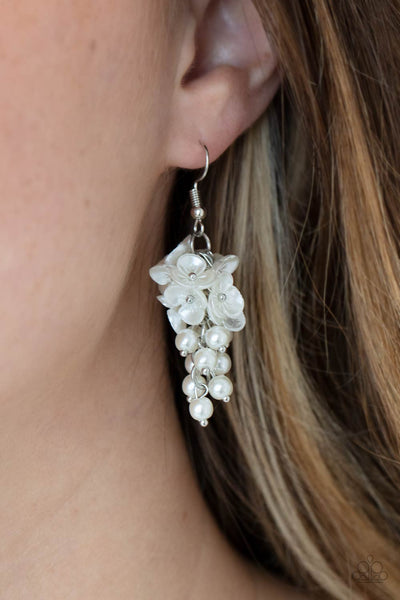 Paparazzi Accessories ​Bountiful Bouquets White Earrings