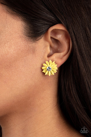 Sunshiny DAIS-y Yellow Earrings