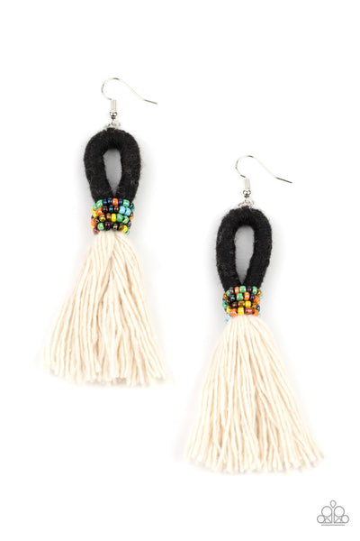 The Dustup Black Earrings